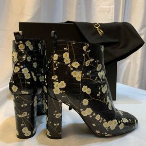 Massimo Dutti flower boots, EU 38